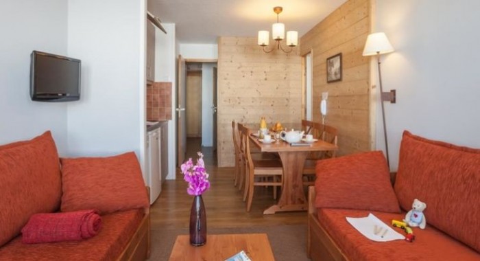 Les Constellations Apartments, La Plagne: Belle Plagne ski chalet, image 4
